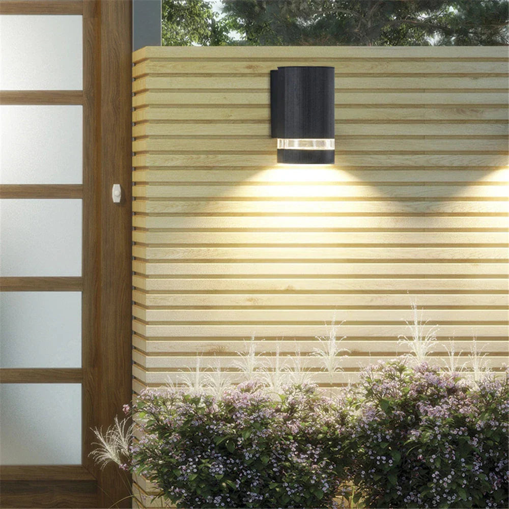 LuminaRain | Vandtæt LED væglampe til udendørs brug | Moderne 6W & 12W belysning | Holdbar aluminium | Perfekt til have og