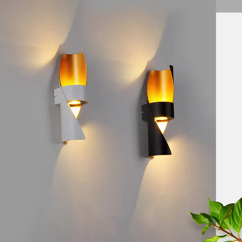 Moderne Vejrbestandig LED Udendørslampe | Energibesparende Havelampe i Aluminium | Stilfuld Udendørs Belysning til Have og Terrasse | 85x280mm