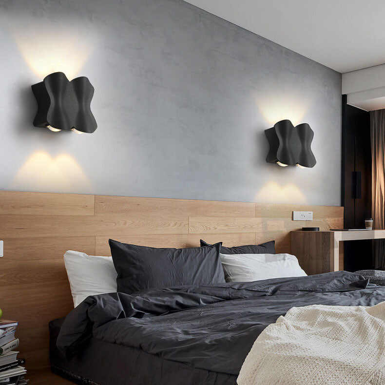 Vandtæt LED-væglampe | Moderne design | Slankt aluminium | Sort | Nem installation | 4-8 lys enheder | Perfekt til soveværelse, stue, entre