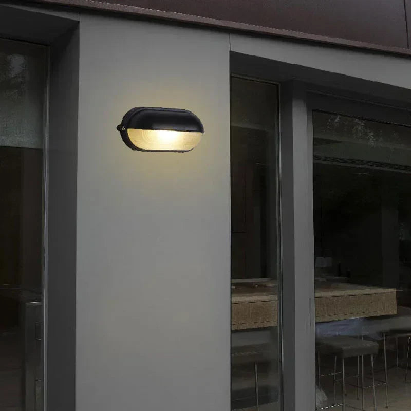 IronLicht | Industriel udendørs væglampe | IP65 Vejrbestandig | E27 LED-kompatibel | Modern Design i Aluminium | Ideel til Terrasse og Have | Sort