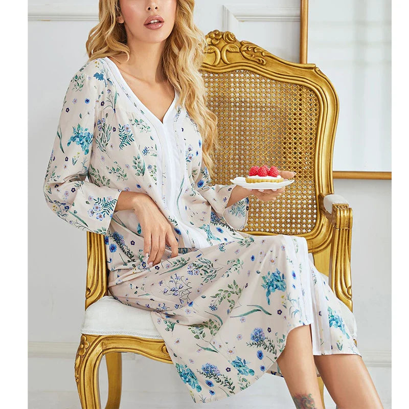 CottonLuxe Plus Size | Langærmet Natskjole | 100% Bomuld | Stilfuldt Print og Slid | Komfortabel og Åndbar | Naturlig Pasform | Ideel til Alle