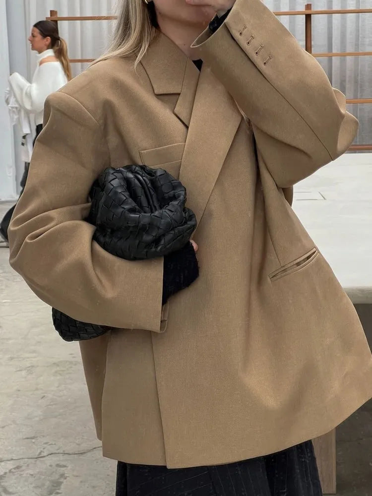 Zoey Jakke | Trendy Oversized Look | Unik Twist | Høj kvalitetsmateriale og Komfort | Alsidig til Hverdags- og Forretningsbrug | Flere Farver og