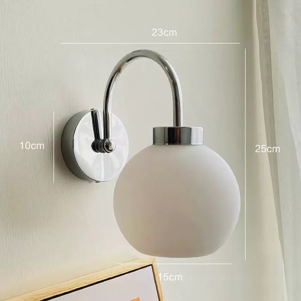 Bauhaus Inspireret Fransk Glas Lampe | Cremefarvet Væglampe | Jern og Glas Materiale | Elegant Belysning Til Hjemmet | Velegnet Til Stue,