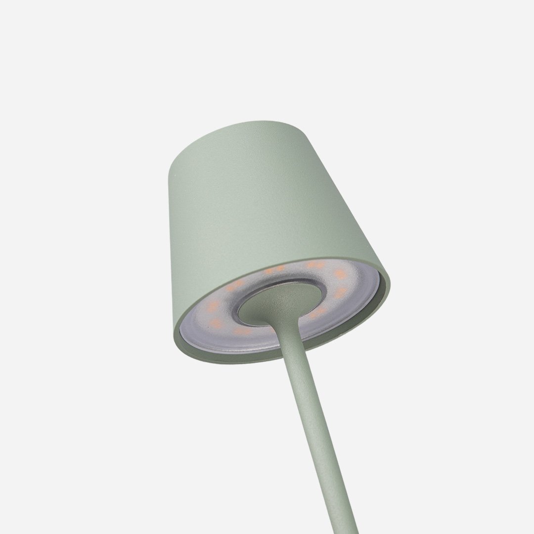 NOVA | LED | Smuk slank lampe til skrivebordet | Moderne design | Holdbar