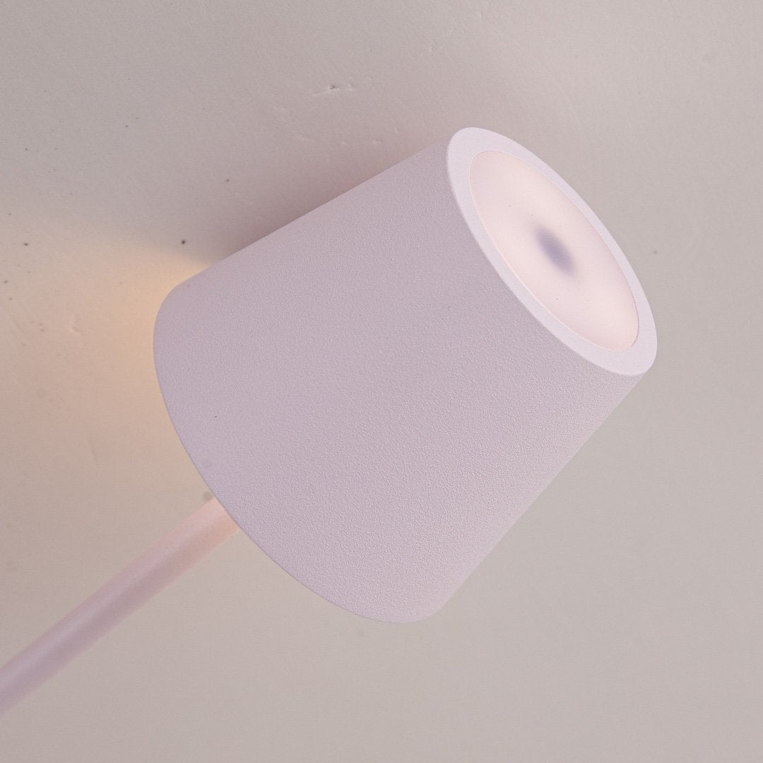 NOVA | LED | Smuk slank lampe til skrivebordet | Moderne design | Holdbar