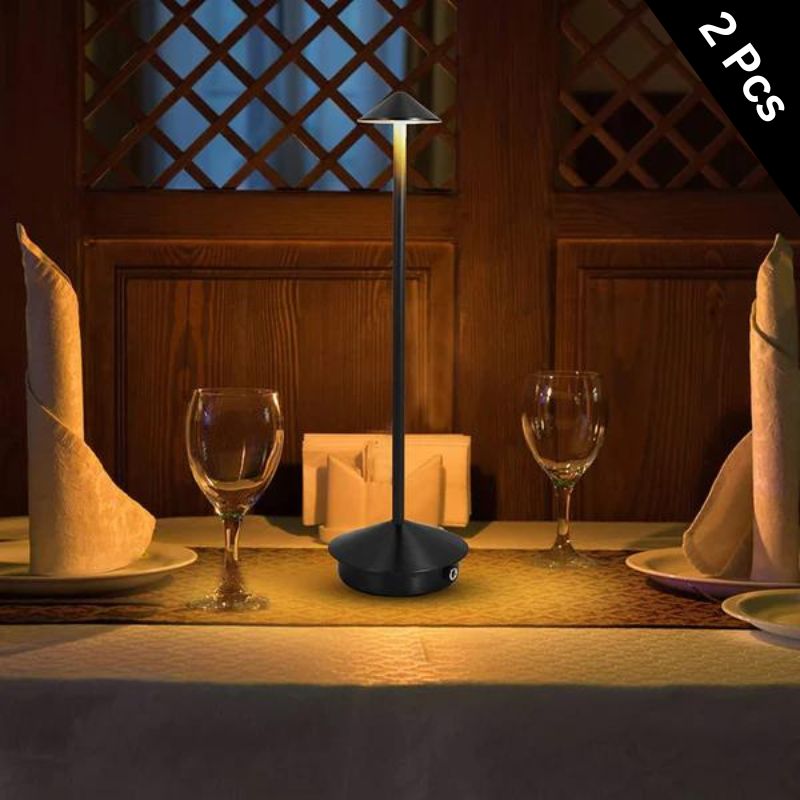 Pilformet LED Lampe | Trådløs Bordlampe | Dæmpbar Med Justerbar Lysstyrke | IP65 Stænktæt | 3000mAh Batteri | Opladningstid 2 Timer | Op Til 40